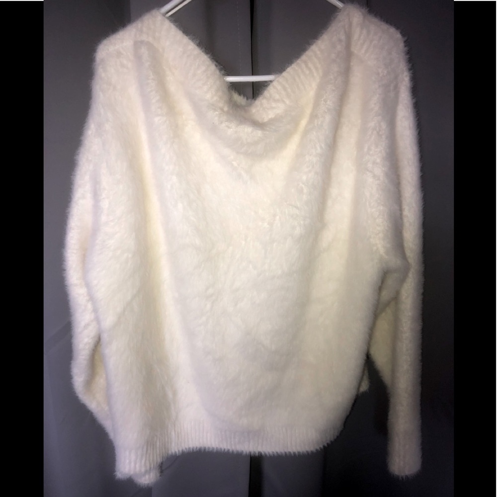 ***BRAND NEW*** Medium H&M Sweater